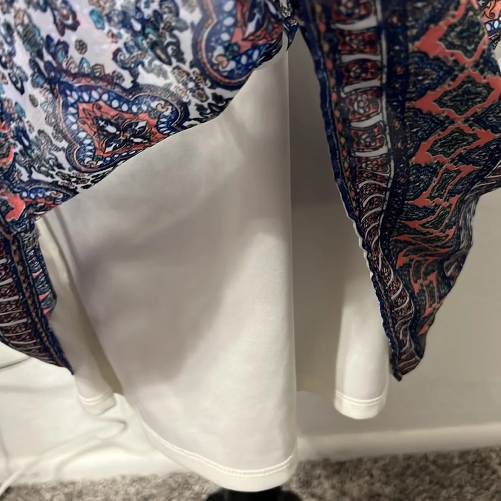 Patterned Dress - Picture 4 of 4